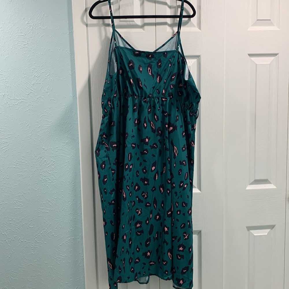 SHEIN Pink Cheetah Print Dress*missing belt* - Picture 15 of 15